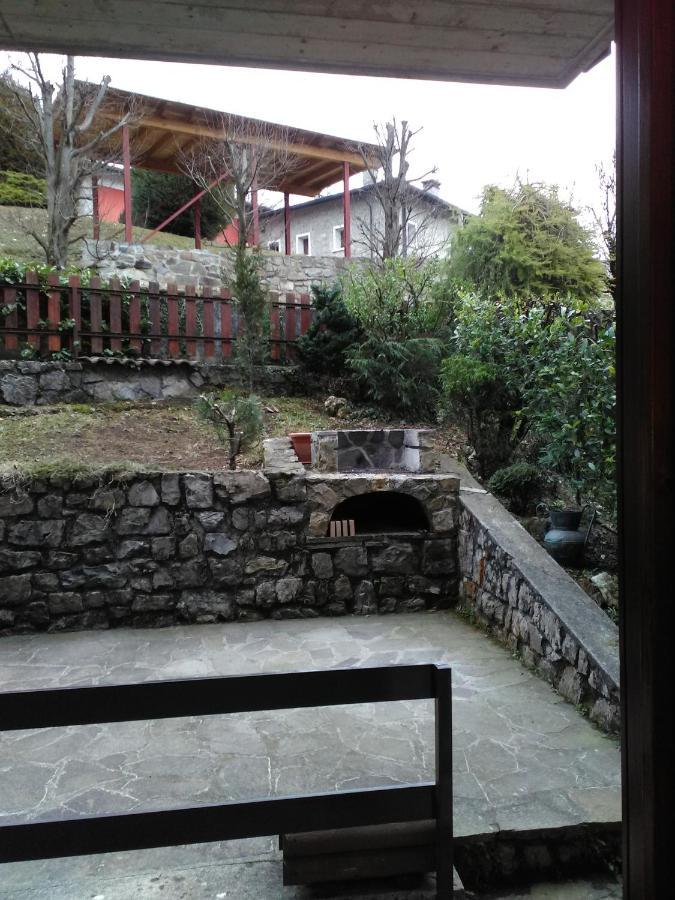 Apartamento La Casa Di Puffy Selvino Exterior foto
