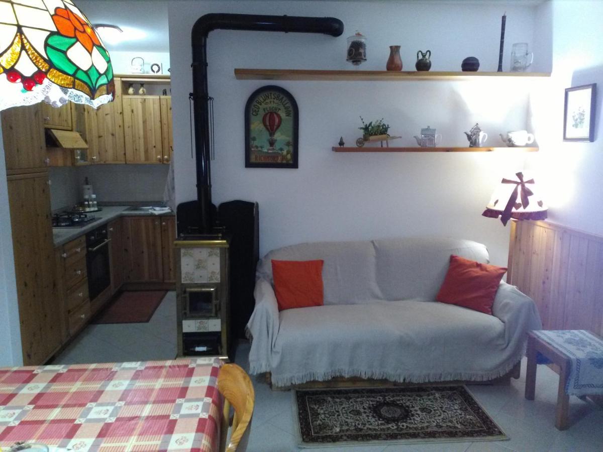 Apartamento La Casa Di Puffy Selvino Exterior foto